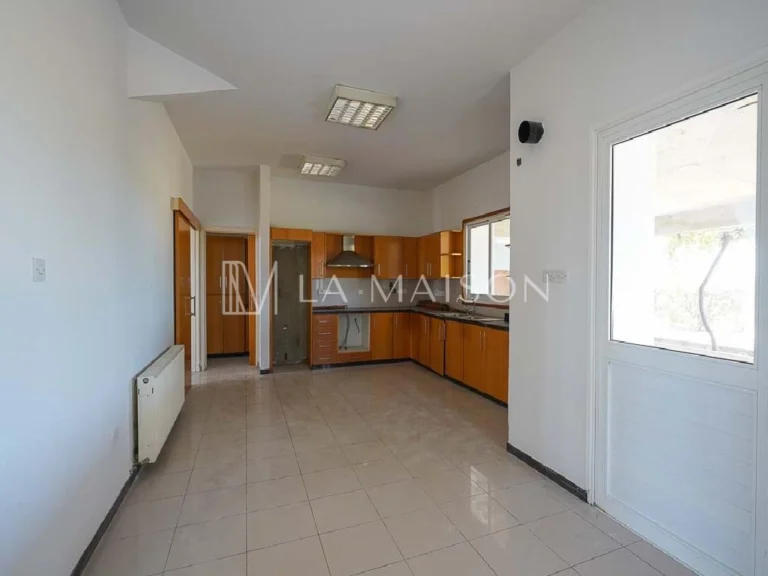 3 Bedroom House for Sale in Pano Deftera, Nicosia District