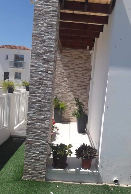 Cheap Houses and Villas for Sale Larnaca up to 300000 euro