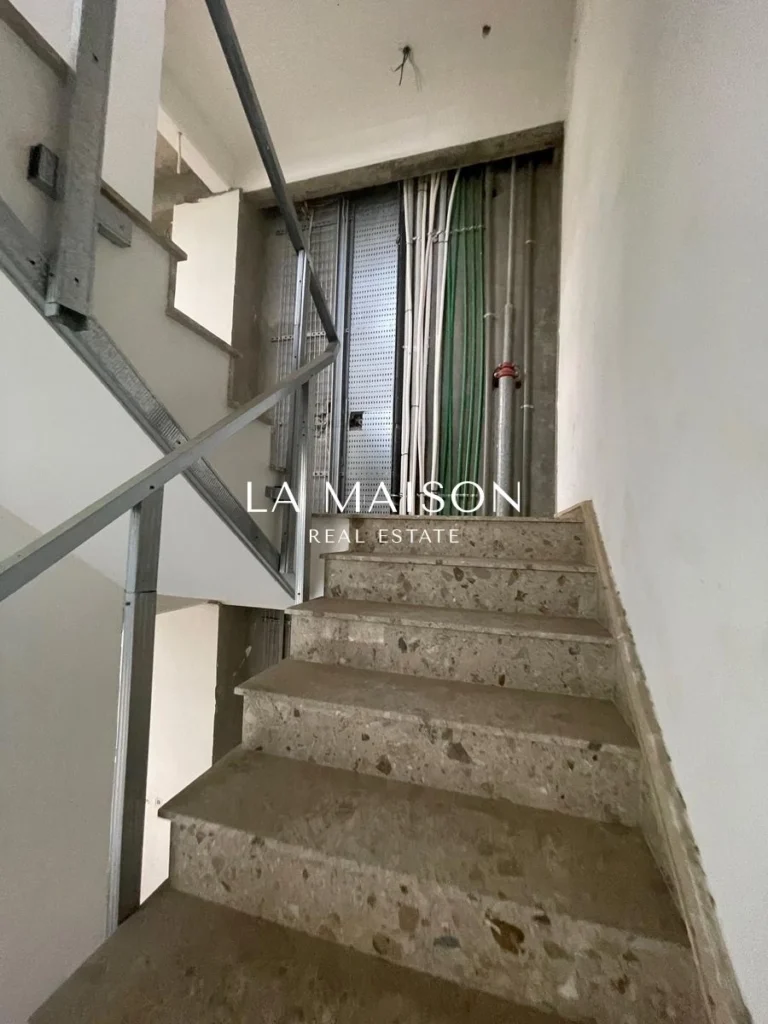 1031m² Building for Sale in Strovolos, Nicosia District