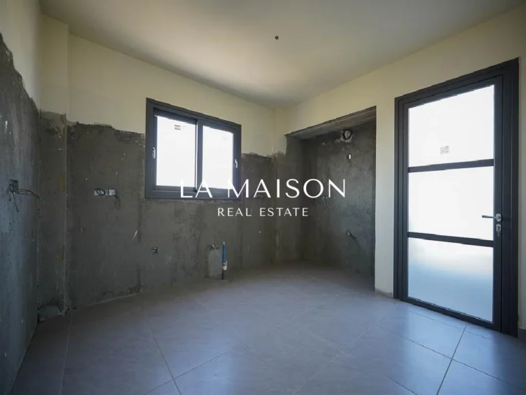 739m² Building for Sale in Nicosia District