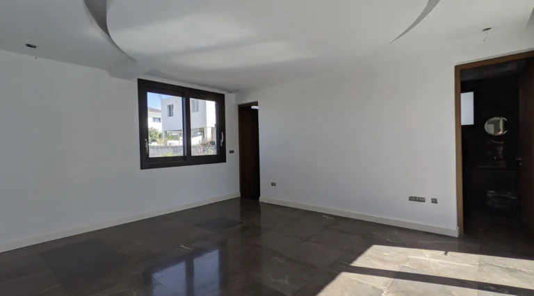 6+ Bedroom House for Sale in Kalithea, Nicosia District