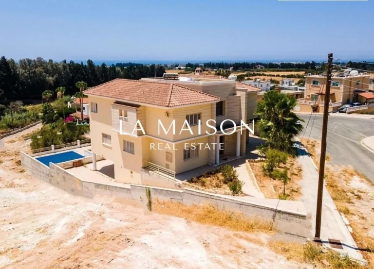 5 Bedroom House for Sale in Timi, Paphos District