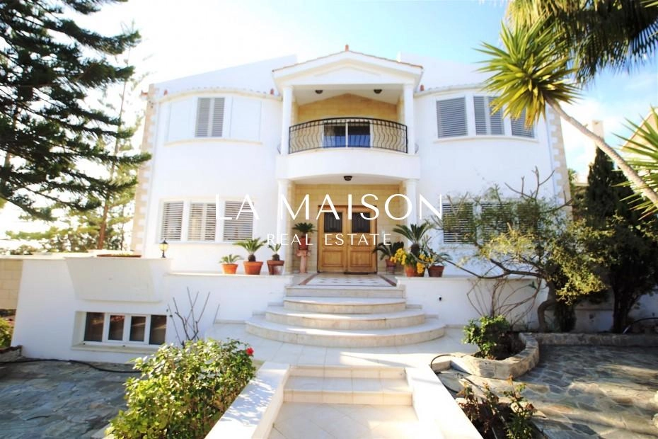 6+ Bedroom House for Sale in Tala, Paphos District