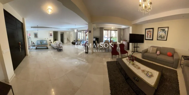 5 Bedroom House for Sale in Nicosia District