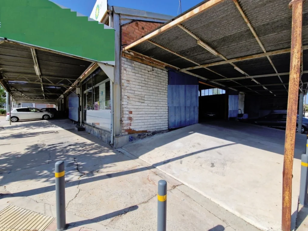 284m² Commercial for Sale in Limassol District