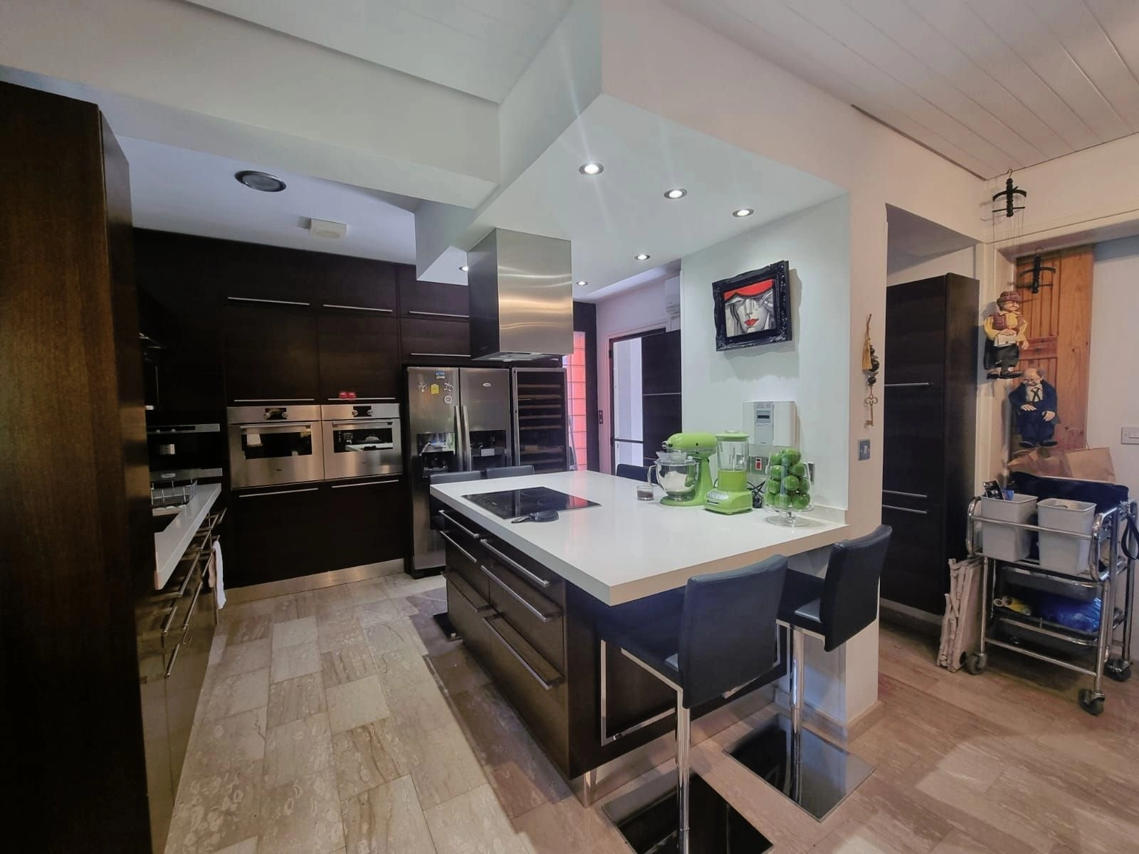 5 Bedroom House for Rent in Moniatis, Limassol District