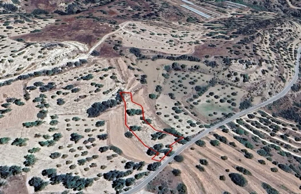 2,102m² Plot for Sale in Mathikoloni, Limassol District