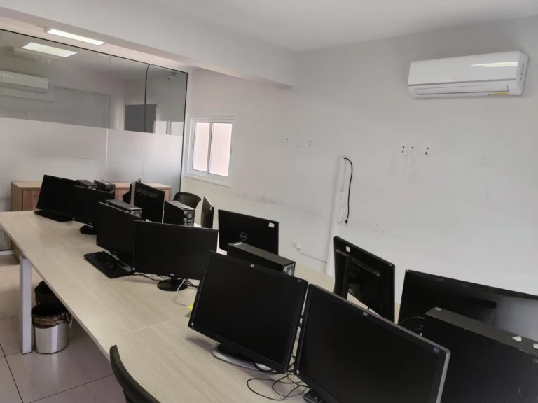 152m² Office for Rent in Limassol – Mesa Geitonia