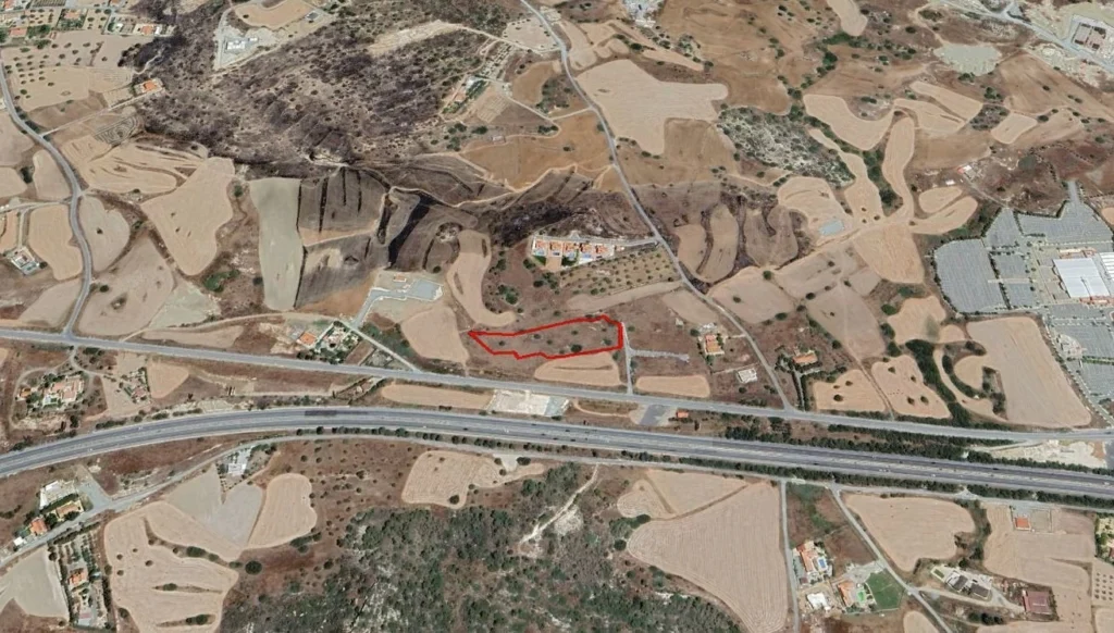 6,021m² Plot for Sale in Monagroulli, Limassol District