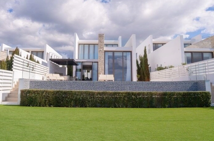 3 Bedroom House for Sale in Pegeia, Paphos District