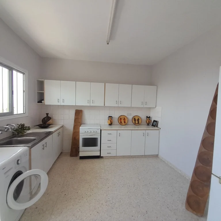 2 Bedroom House for Rent in Pegeia, Paphos District