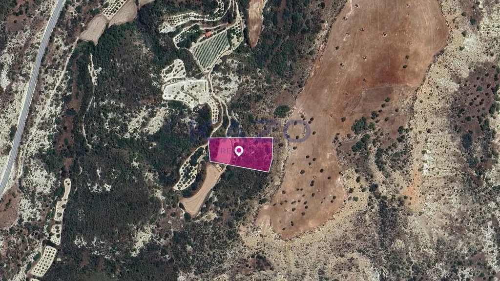 7,024m² Plot for Sale in Pissouri, Limassol District