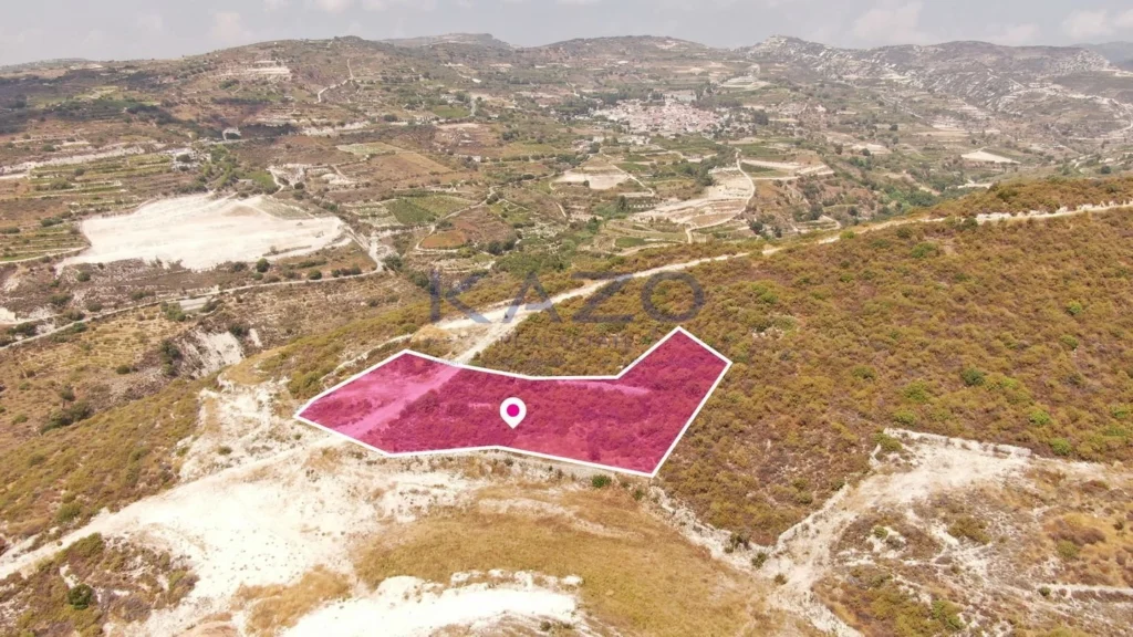 3,011m² Plot for Sale in Vouni, Limassol District