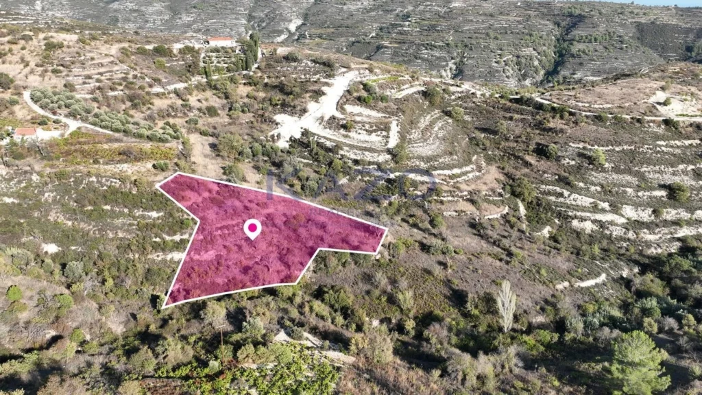 3,011m² Plot for Sale in Vouni, Limassol District