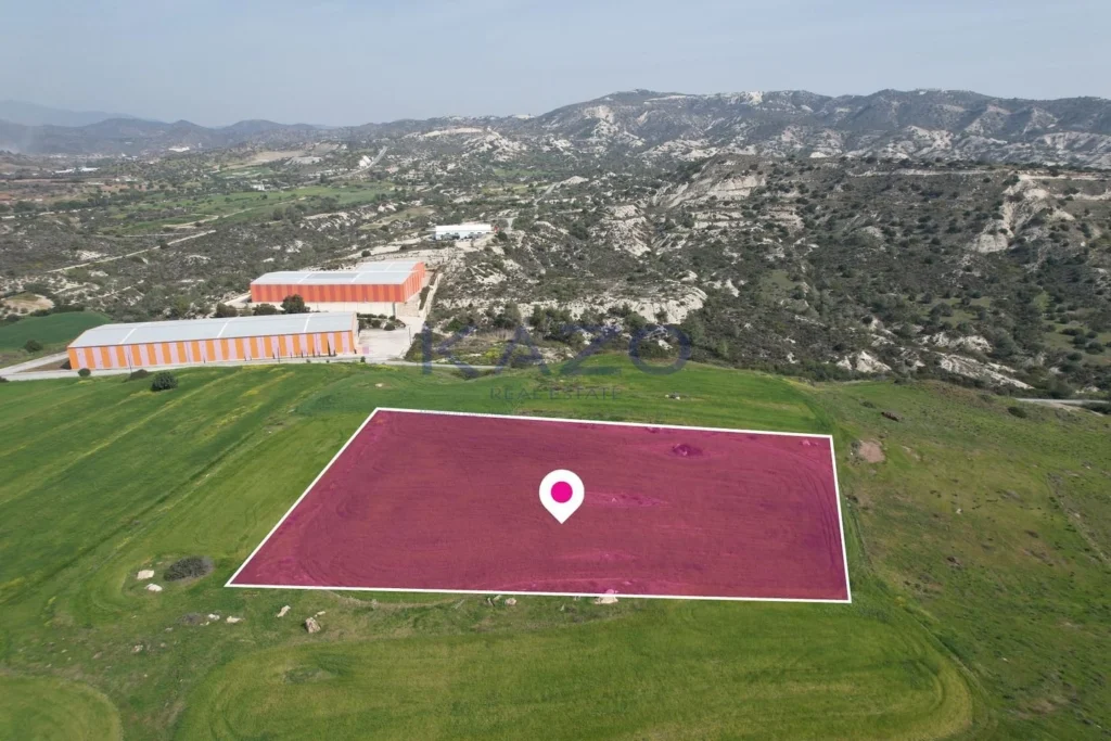 3,345m² Plot for Sale in Monagroulli, Limassol District