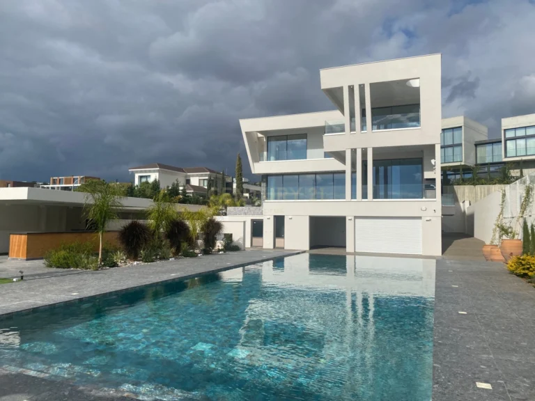 6+ Bedroom House for Sale in Germasogeia, Limassol District