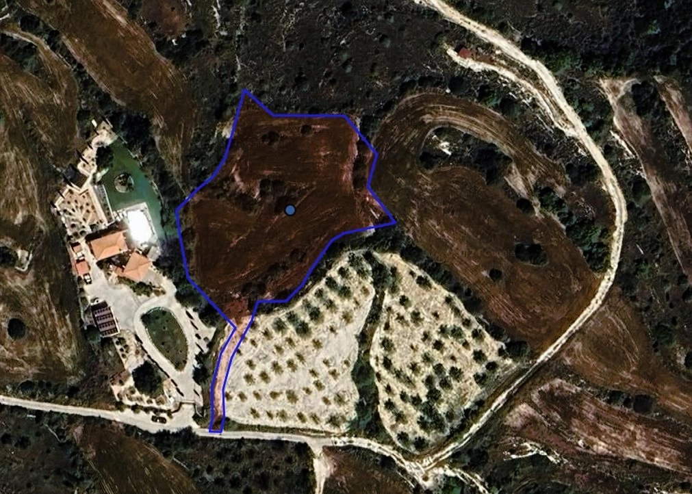 4,220m² Plot for Sale in Kritou Tera, Paphos District