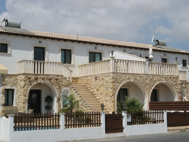 3 Bedroom House for Sale in Frenaros, Famagusta District