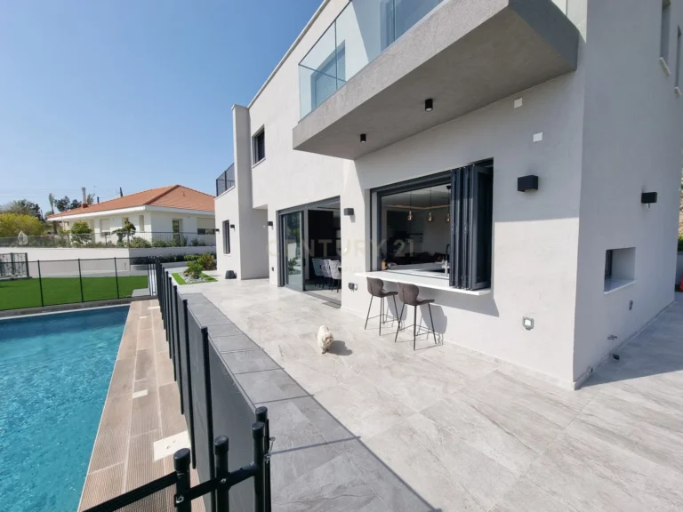 4 Bedroom House for Sale in Parekklisia, Limassol District