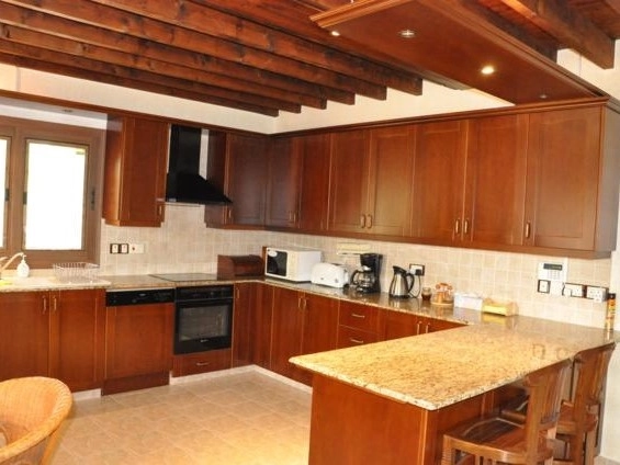 4 Bedroom House for Sale in Pissouri, Limassol District