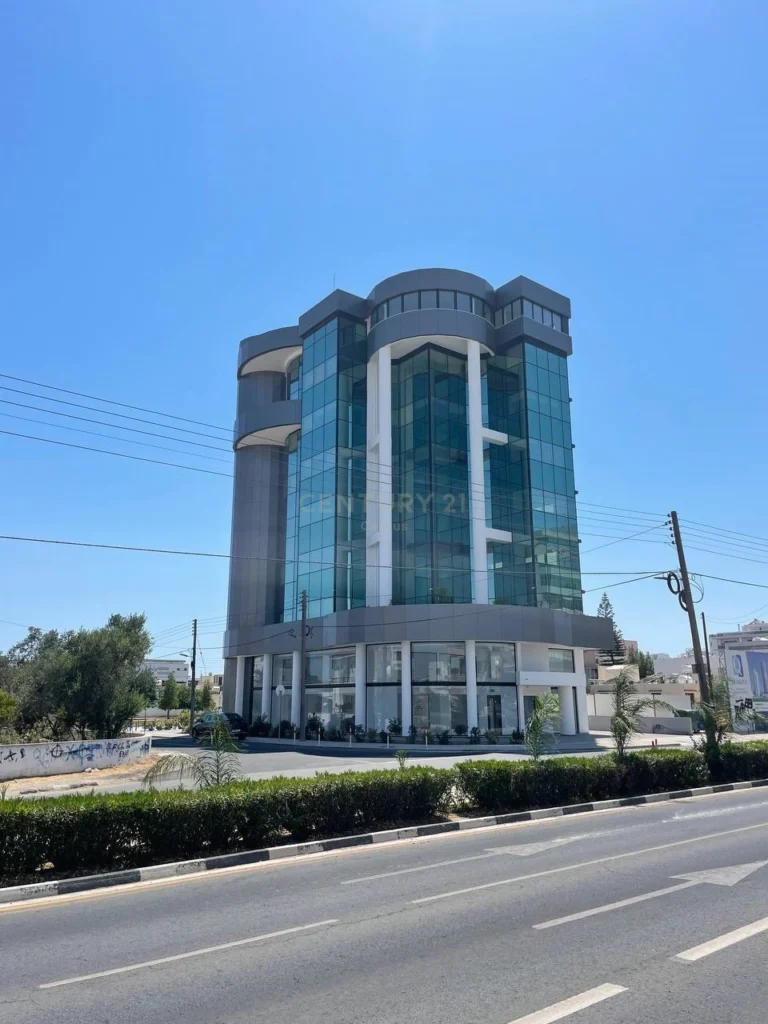 197m² Office for Rent in Larnaca District