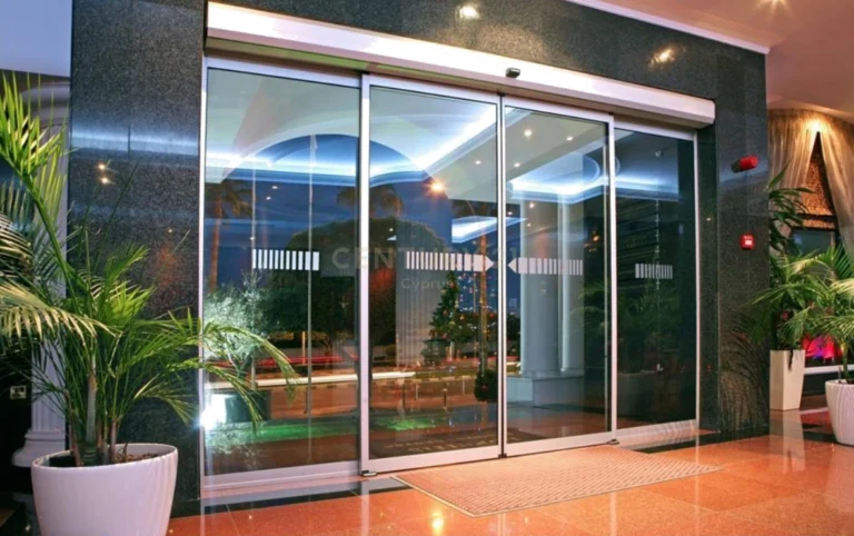 340m² Office for Rent in Limassol District