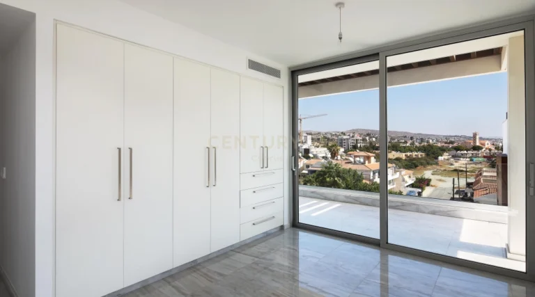 3 Bedroom Apartment for Sale in Germasogeia, Limassol District