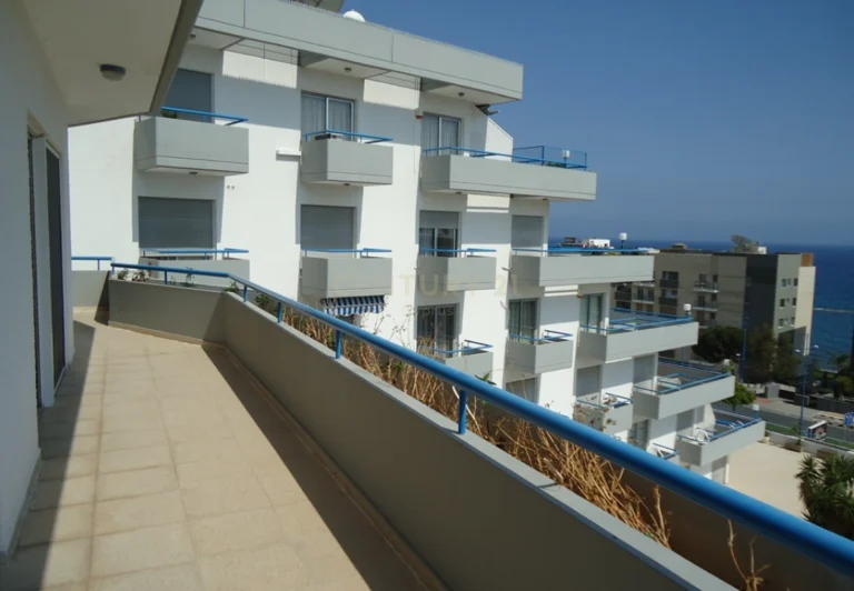 3 Bedroom Apartment for Sale in Agios Tychonas, Limassol District