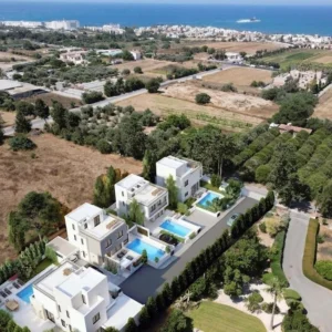 4 Bedroom House for Sale in Chlorakas, Paphos District