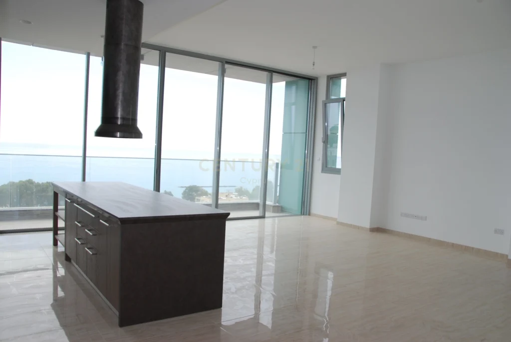 3 Bedroom Apartment for Sale in Agios Tychonas, Limassol District