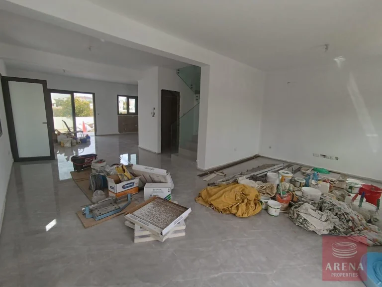 3 Bedroom House for Sale in Dromolaxia, Larnaca District