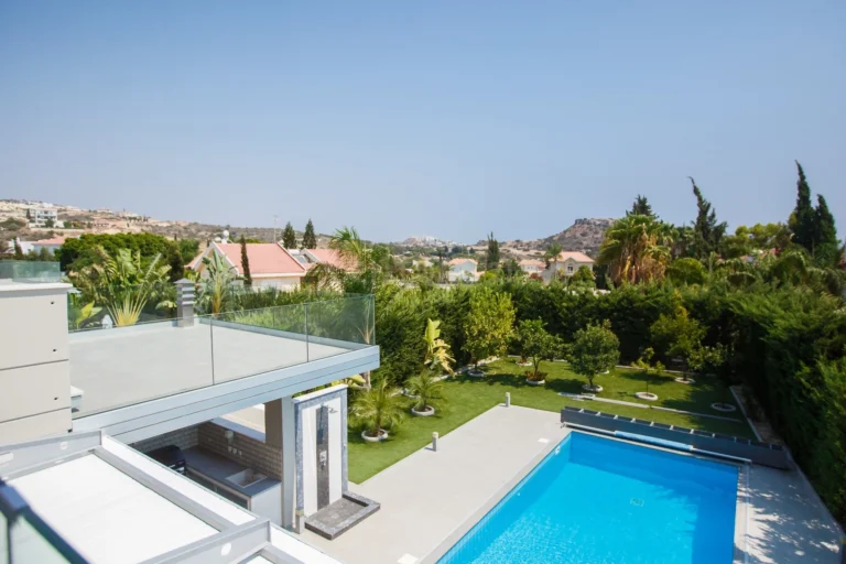 4 Bedroom House for Rent in Agios Tychonas, Limassol District