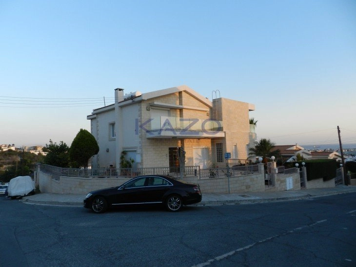 4 Bedroom House for Sale in Limassol – Agios Athanasios