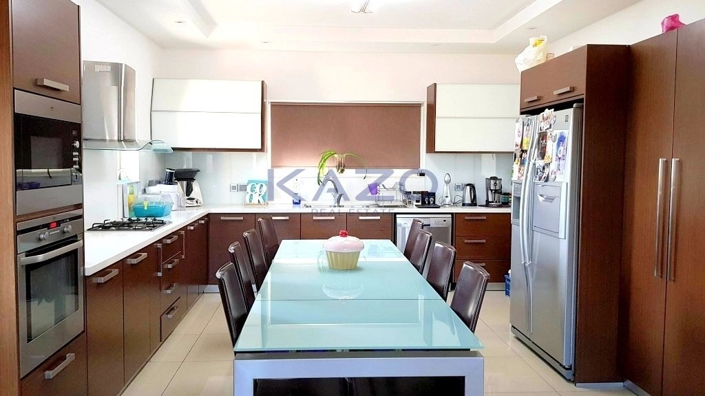 5 Bedroom House for Sale in Ypsonas, Limassol District