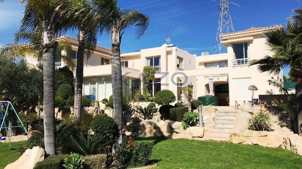 5 Bedroom House for Sale in Limassol – Agia Fyla