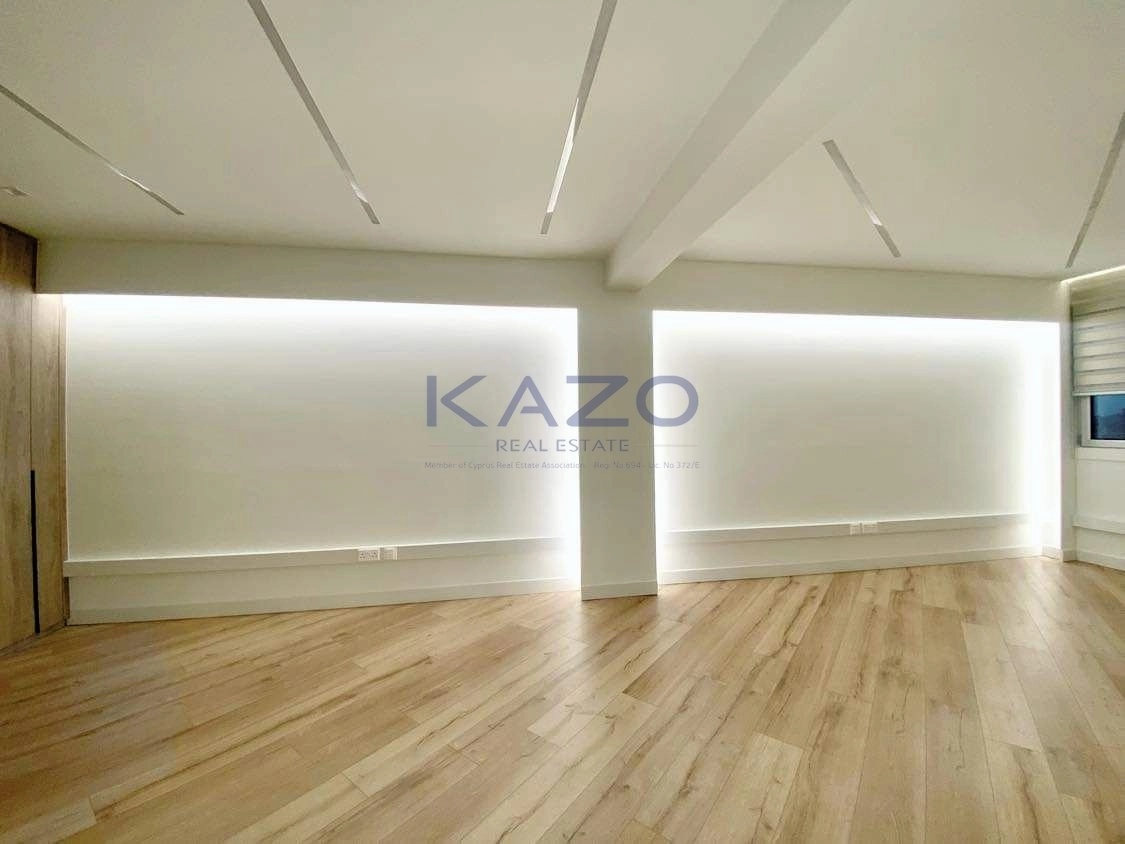 72m² Office for Rent in Limassol District