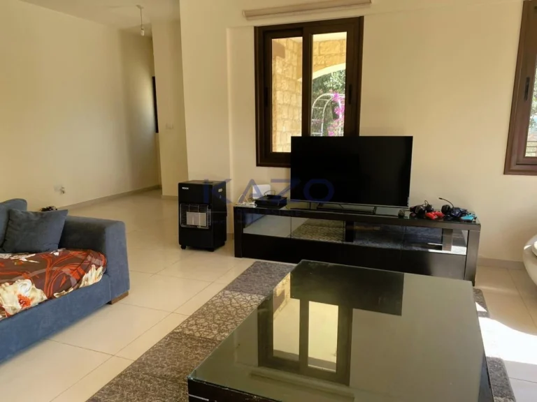 4 Bedroom House for Sale in Parekklisia, Limassol District