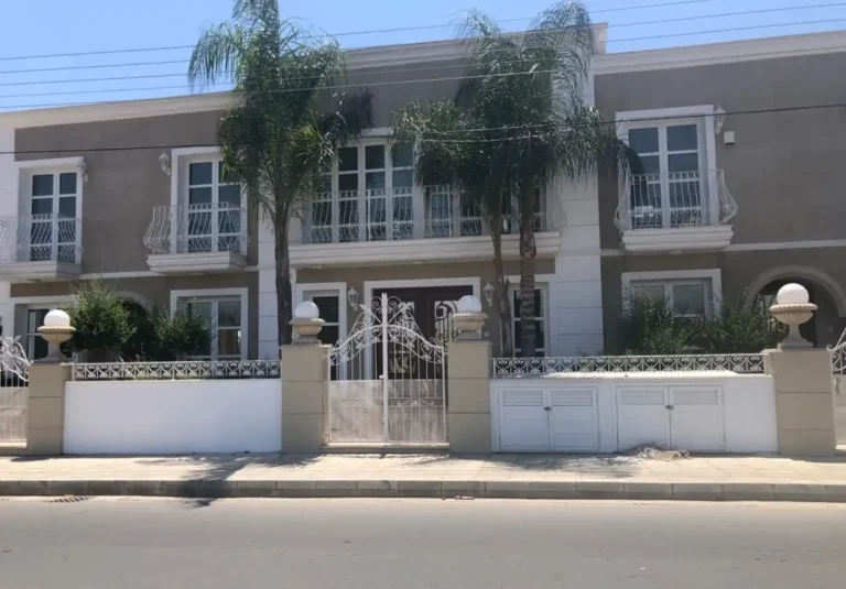 Дом с 3 спальнями в аренду в Лимассоле