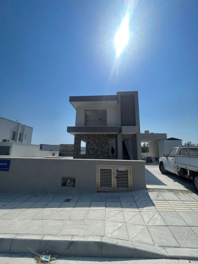 3 Bedroom House for Sale in Moni, Limassol District