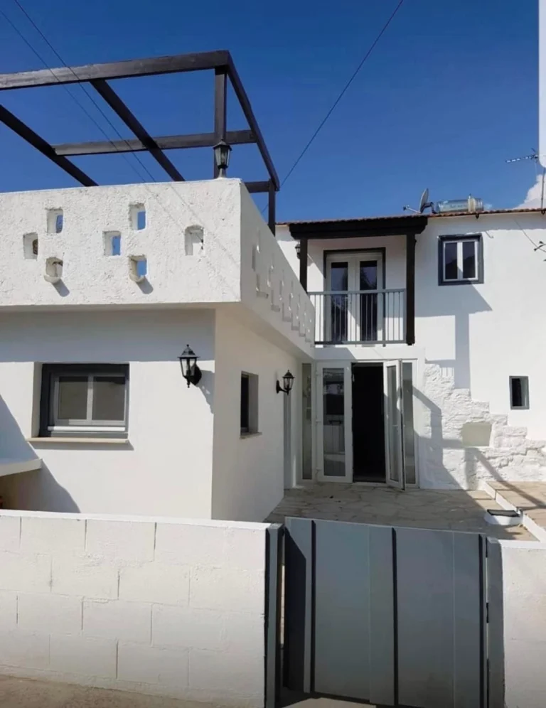 Cheap Houses and Villas for Sale Limassol up to 300000 euro