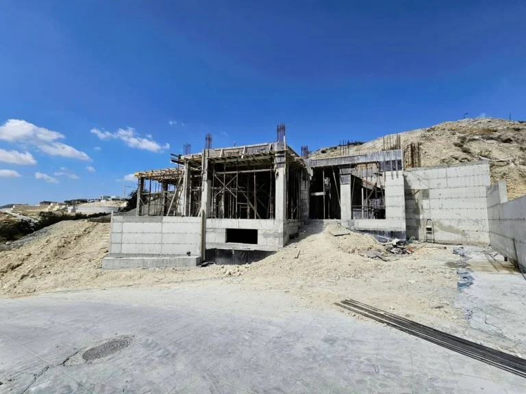 4 Bedroom House for Sale in Palodeia, Limassol District