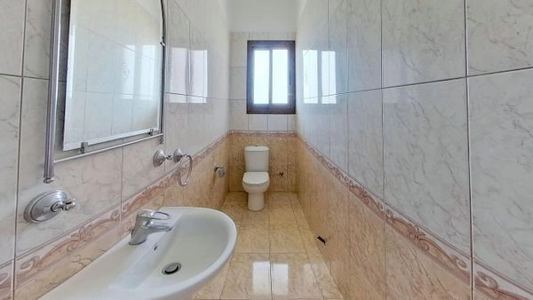 4 Bedroom House for Sale in Kissonerga, Paphos District