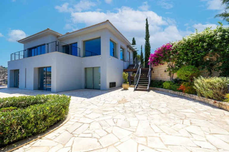 4 Bedroom House for Sale in Aphrodite Hills, Paphos District