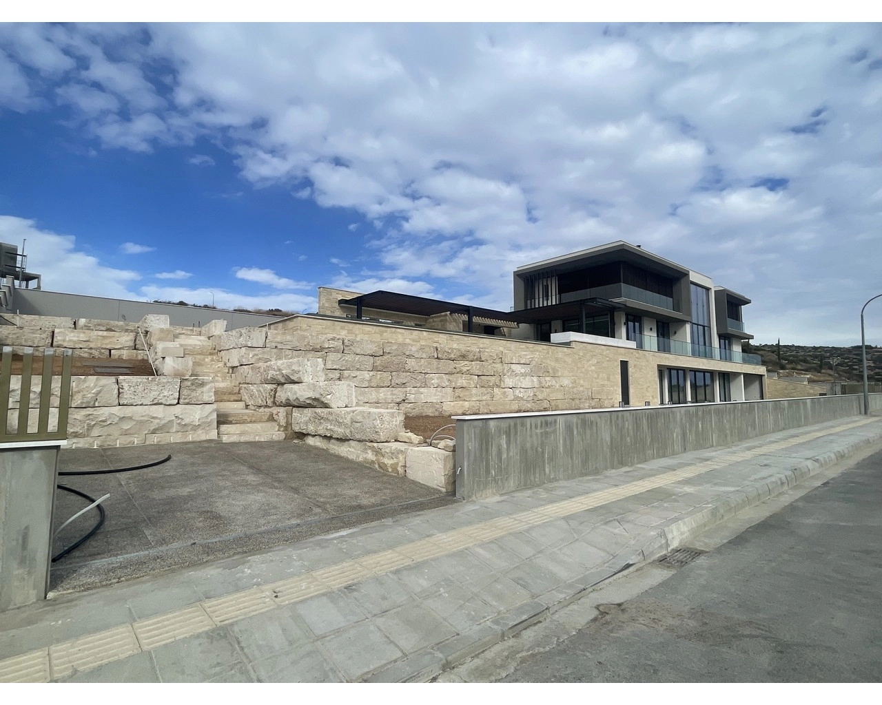 6+ Bedroom House for Sale in Mouttagiaka, Limassol District