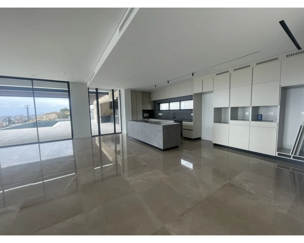 6+ Bedroom House for Sale in Mouttagiaka, Limassol District