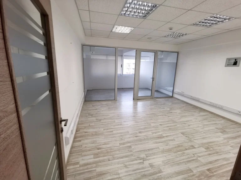 1075m² Building for Sale in Limassol District