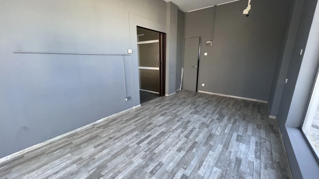 180m² Commercial for Sale in Nicosia District