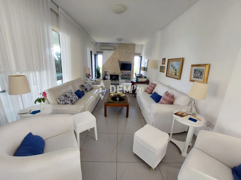 5 Bedroom House for Sale in Timi, Paphos District