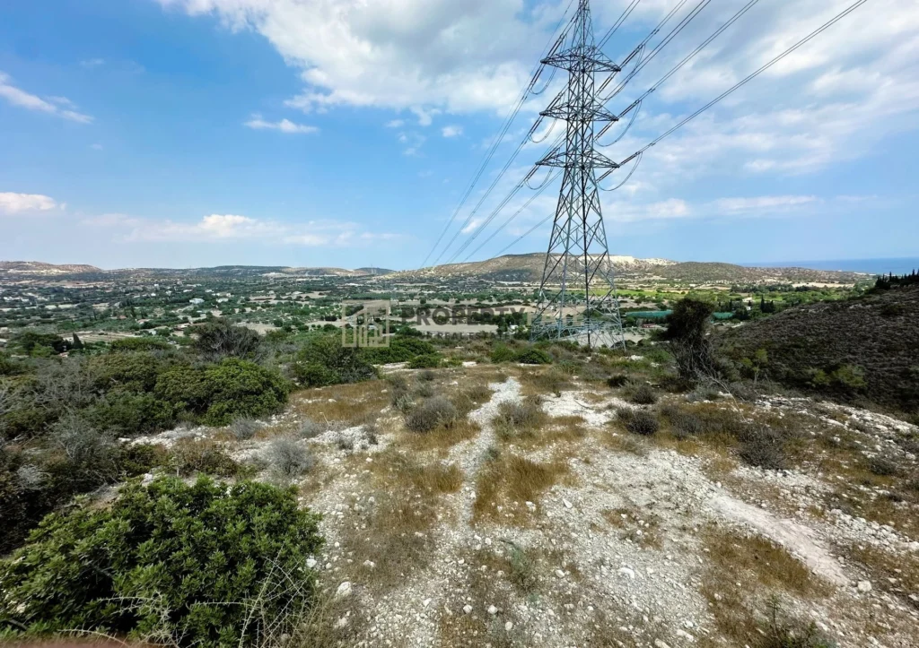 3,679m² Plot for Sale in Pentakomo, Limassol District