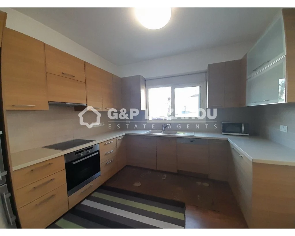 5 Bedroom House for Sale in Agios Tychonas, Limassol District